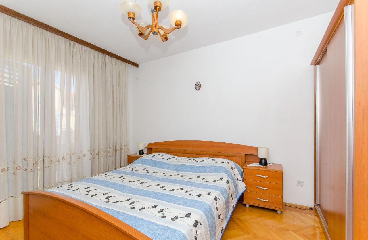 Apartments Kata Supetar Εξωτερικό φωτογραφία