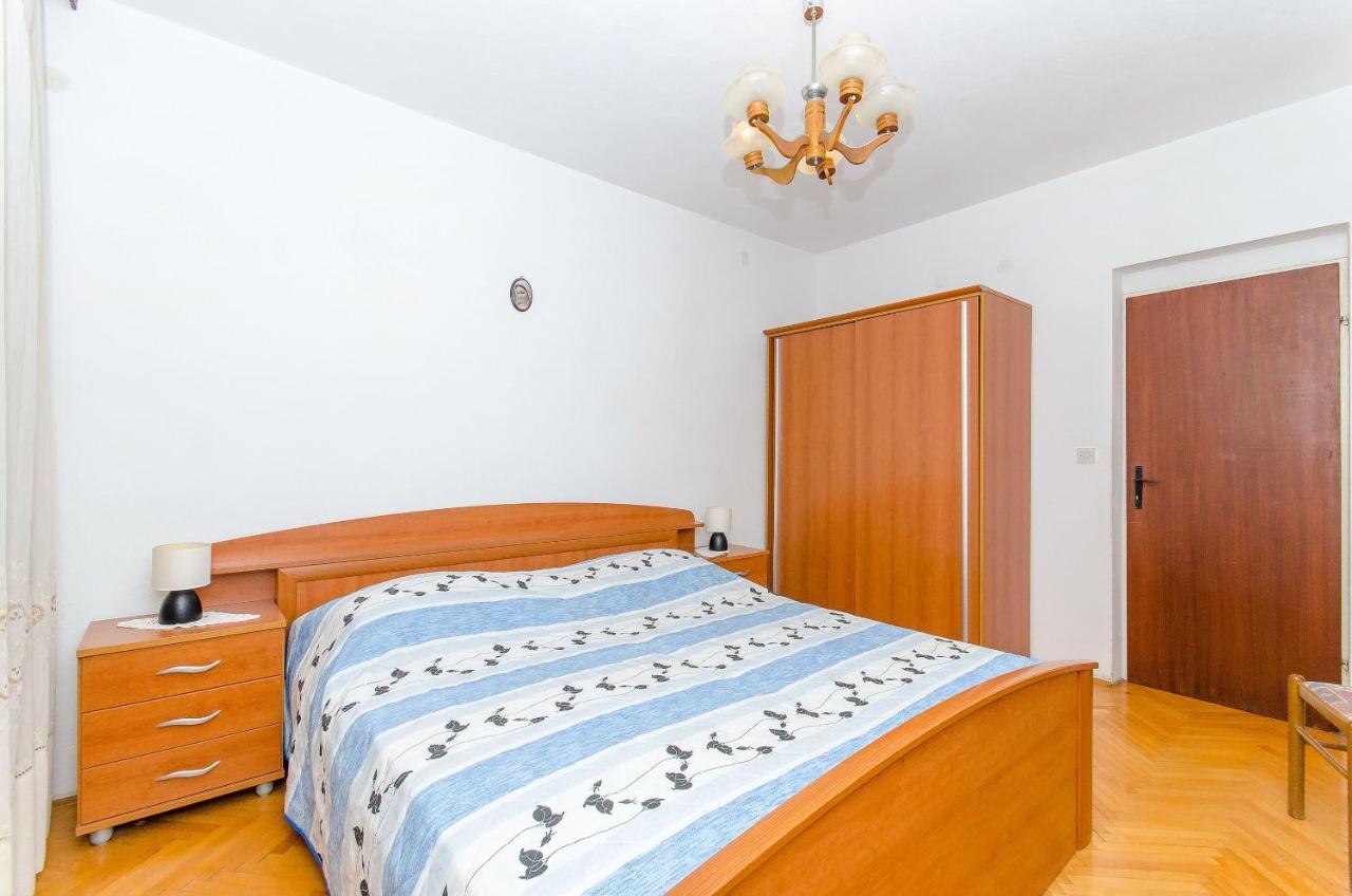 Apartments Kata Supetar Εξωτερικό φωτογραφία