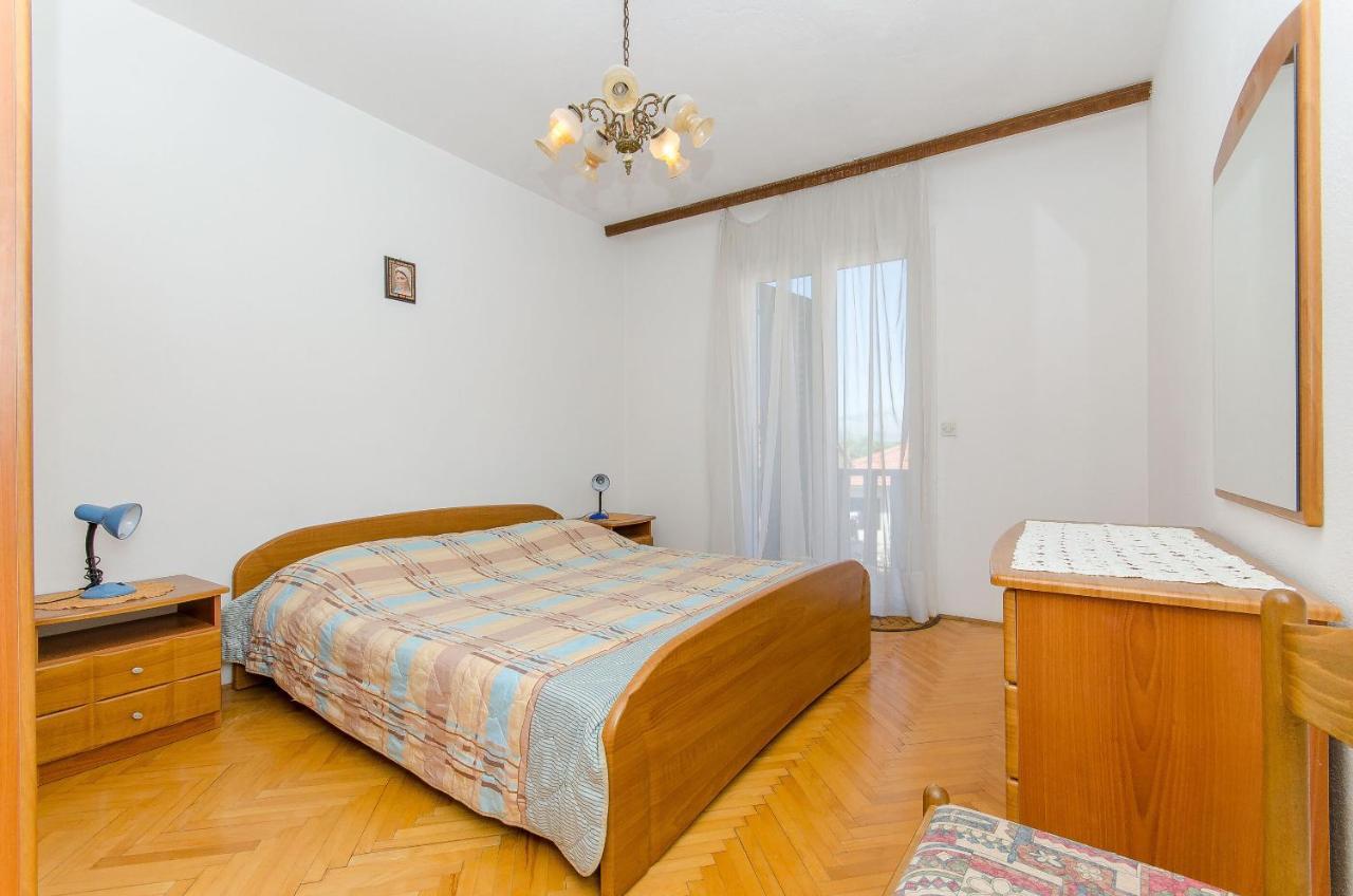 Apartments Kata Supetar Εξωτερικό φωτογραφία