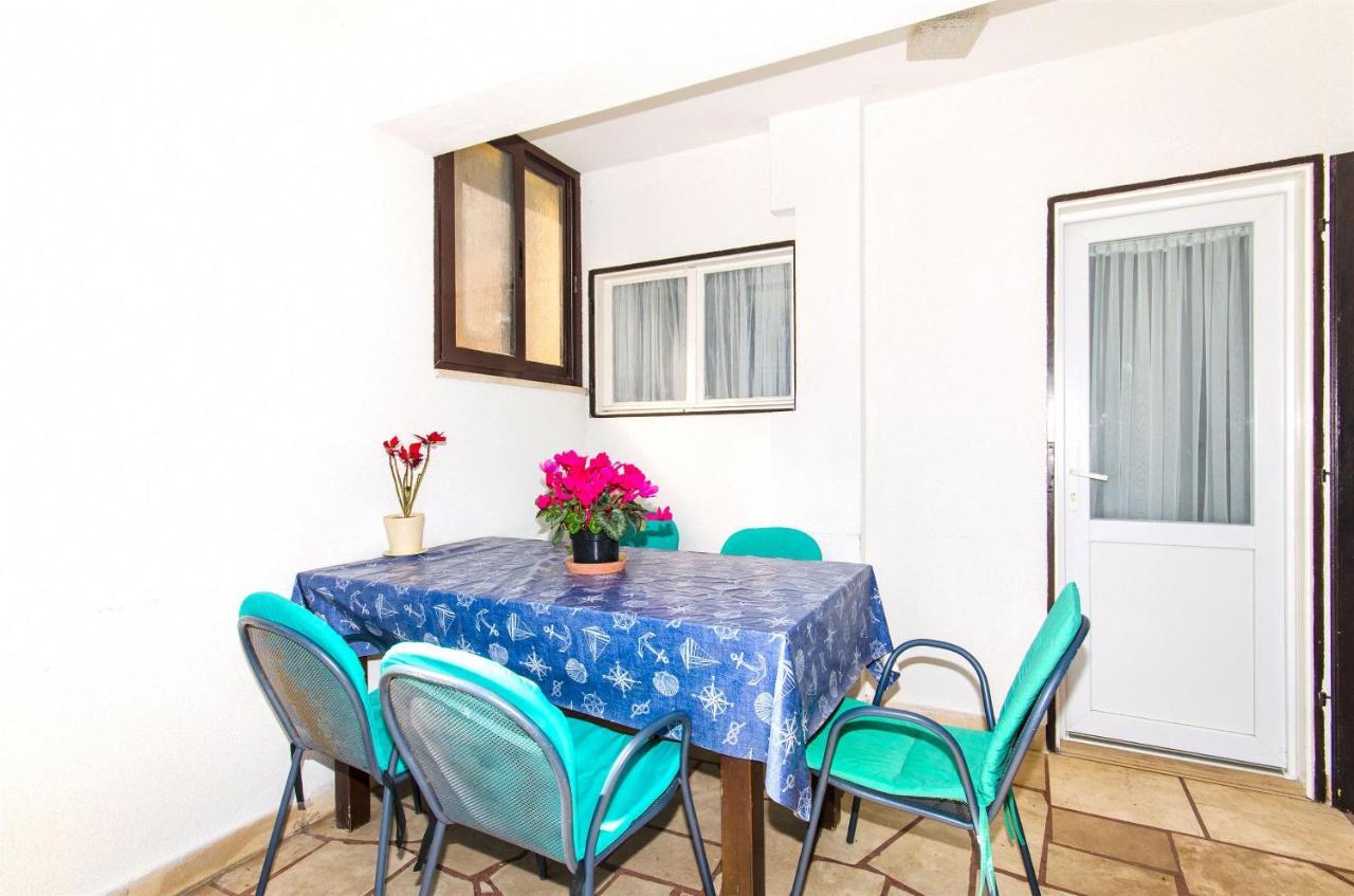 Apartments Kata Supetar Εξωτερικό φωτογραφία