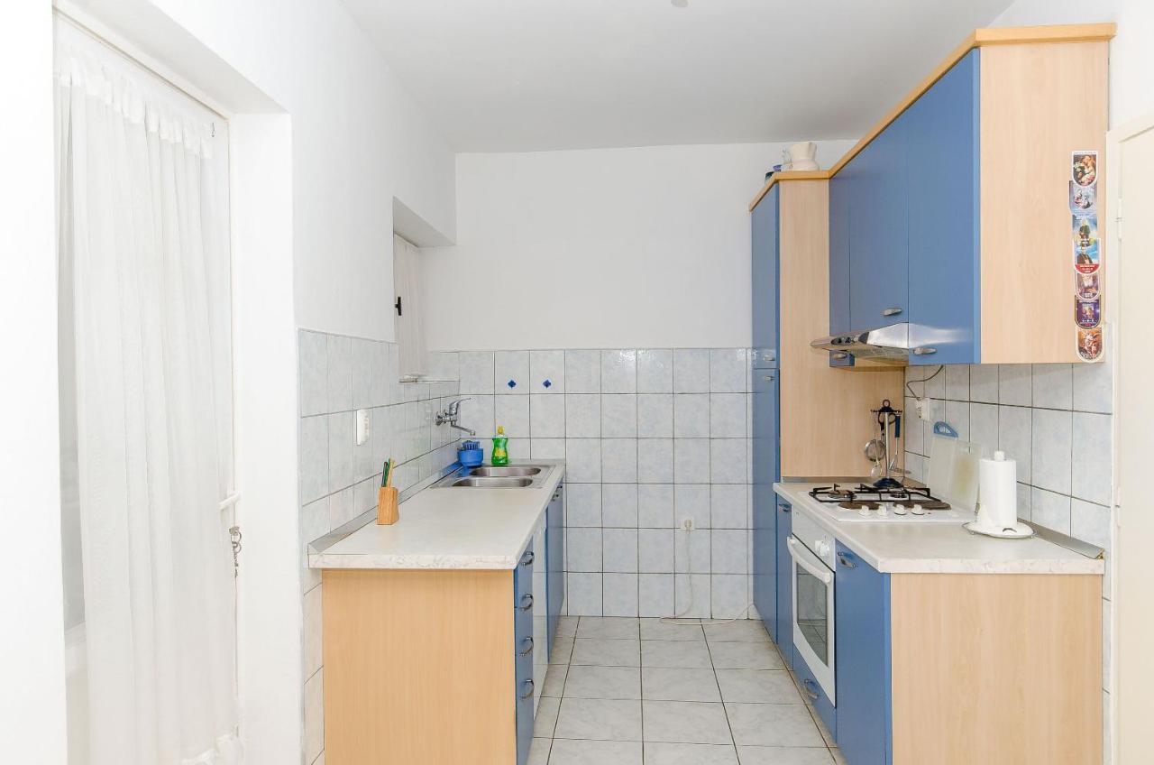 Apartments Kata Supetar Εξωτερικό φωτογραφία