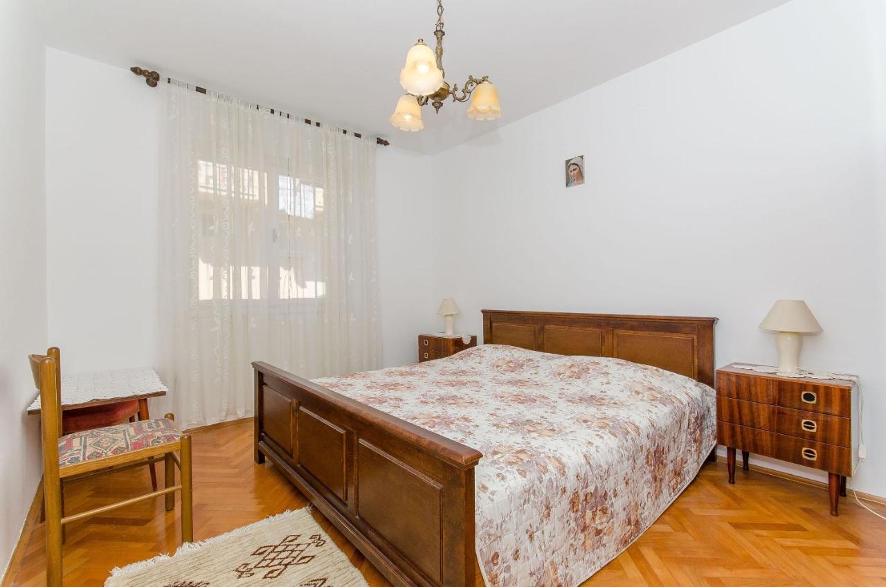 Apartments Kata Supetar Εξωτερικό φωτογραφία
