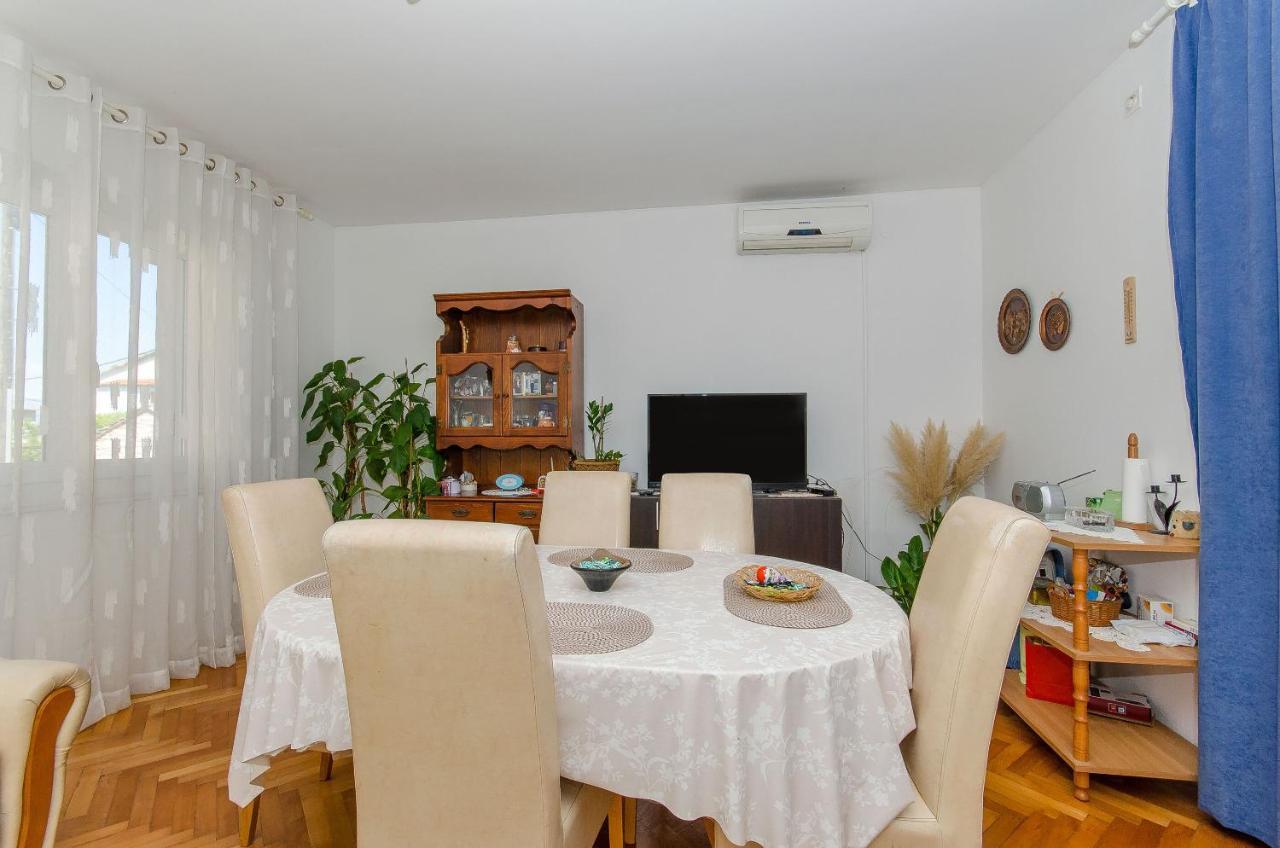 Apartments Kata Supetar Εξωτερικό φωτογραφία